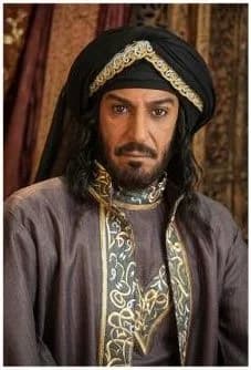 شخصیت درباری در درام تاریخی